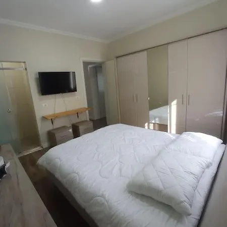 Sokoli, Lovely Modern Apartment Tirana